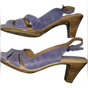Softspots lavender sandals leather upper, size 11, great condition, wood Heel